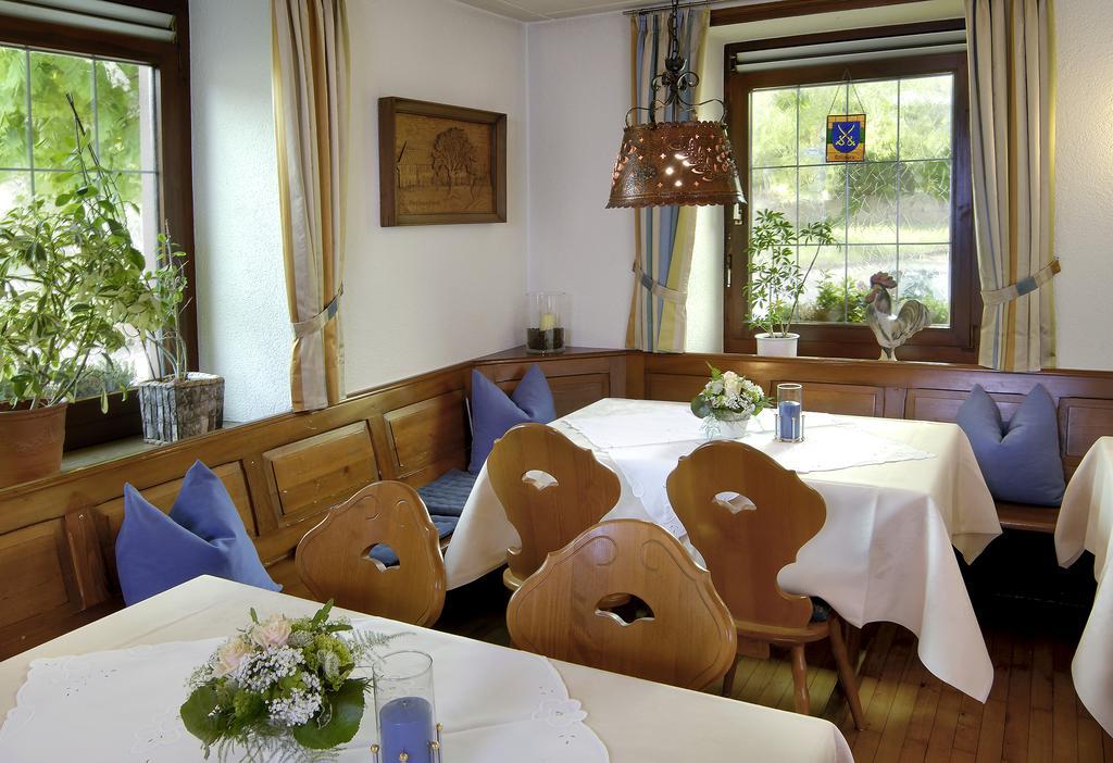 Restaurant-Hotel Maien Лёррах Экстерьер фото