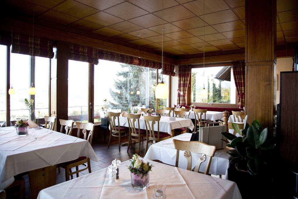 Restaurant-Hotel Maien Лёррах Экстерьер фото